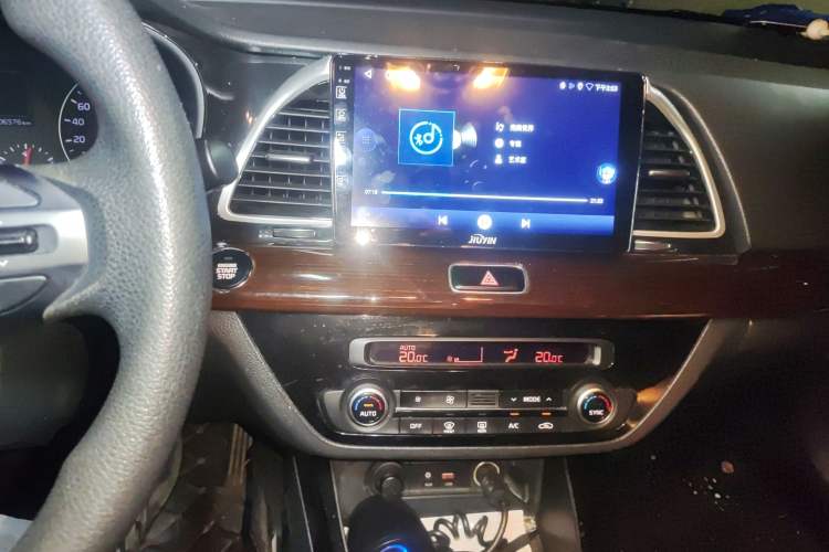 Used Kia K4 2015 1.8L Automatic GLS Special Audio And AC Panel