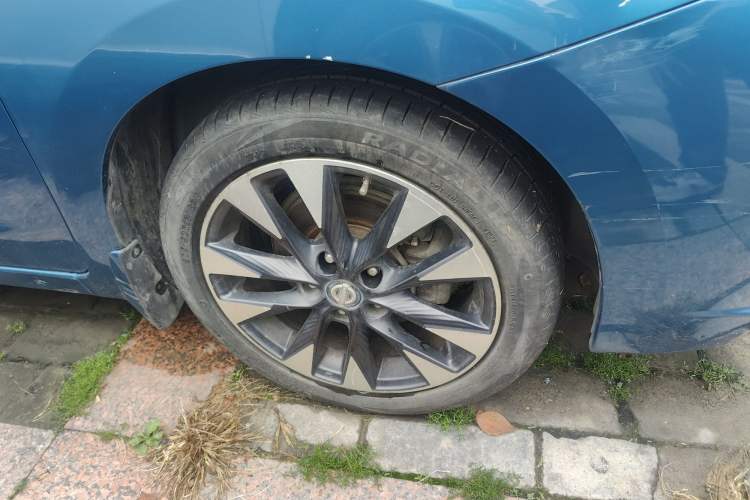 Used Nissan Lannia 2016 1.6L CVT High-Energy Version Right Front Wheel Hub