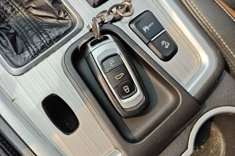 Used Geely Auto Vision X6 2016 1.3T CVT Flagship Model Vehicle Key