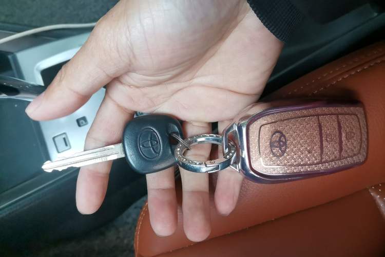 Used Toyota YARiS L Zhi Xuan 2014 1.5G Automatic Xuan Dong Edition
