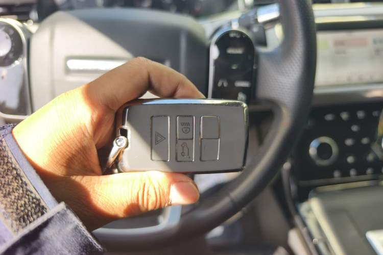 Used Land Rover Range Evoque 2020 249 PS R-DYNAMIC S Sport Edition