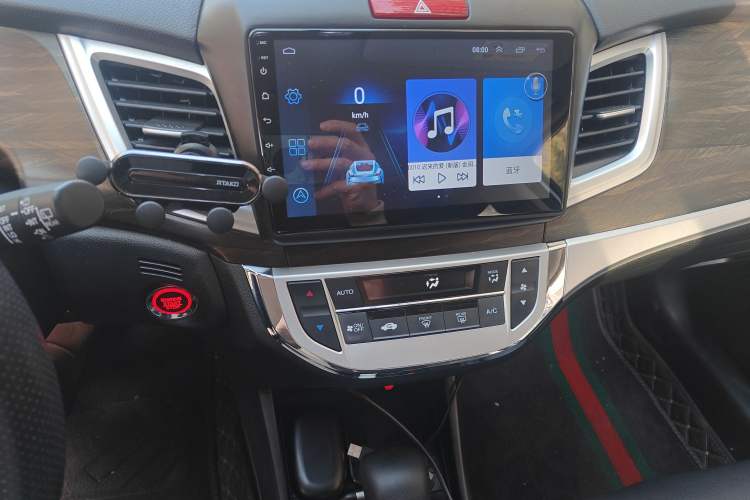 Used Honda Jade 2017 1.8L automatic Comfort version 5 seats