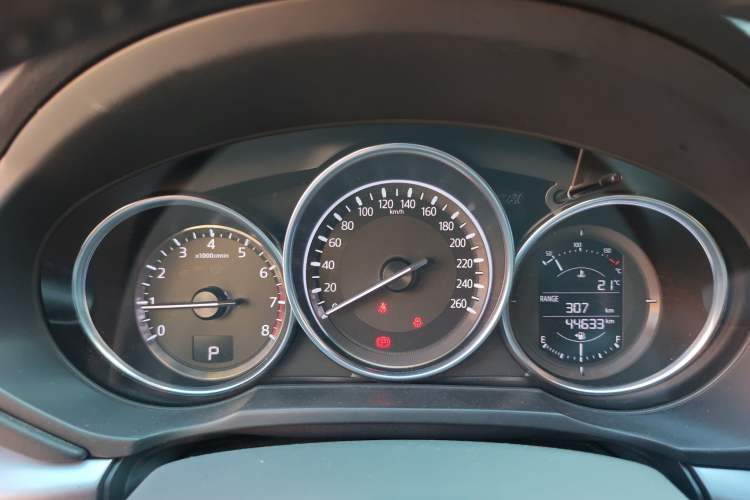 Used Mazda CX-5 2017 2.0L Automatic 2WD ZhiShang Trim China V Standard
