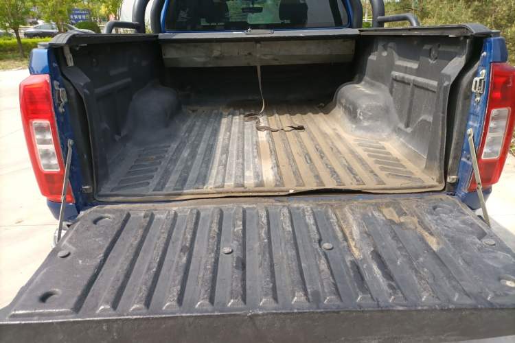 Used Great Wall Poer 2020 2.0T Commercial Version Automatic Diesel Two-Wheel Drive Elite Trim with Long Bed – GW4D20M Trunk