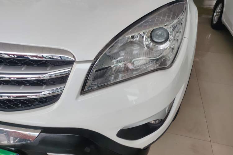 Used CHANGAN CS35 2016 1.6L Automatic Luxury Model China IV Standard Left Front Headlight
