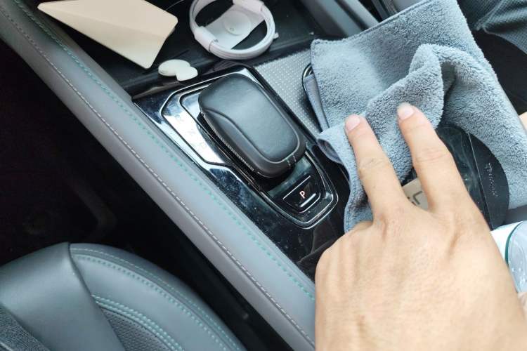 Used Zeekr 001 2023 WE Edition 100 kWh Gear Lever