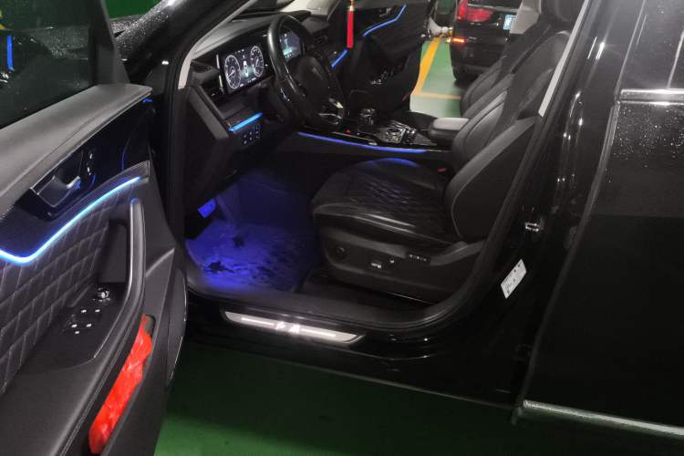 Used Hongqi HS5 2019 2.0T Smart Connect Flagship All-Wheel-Drive Version
