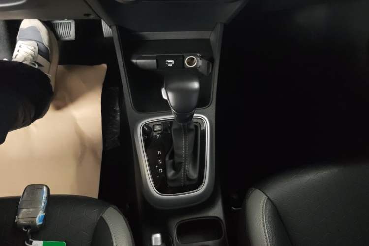 Used Kia kx1 Stonic 2019 1.4L Automatic Fun Edition China V Standard
