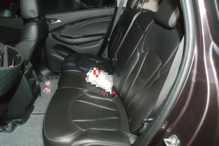 Used Buick Envision 2018 20T Two-Wheel-Drive Elite Model Left Rear Seat