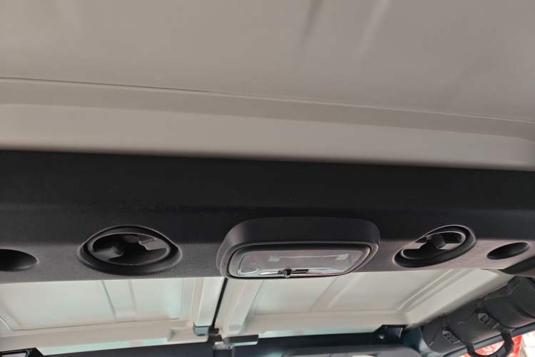 Used BAIC Off-Road BJ40 2016 40L 2.3T Automatic All-Wheel Drive Premium Edition