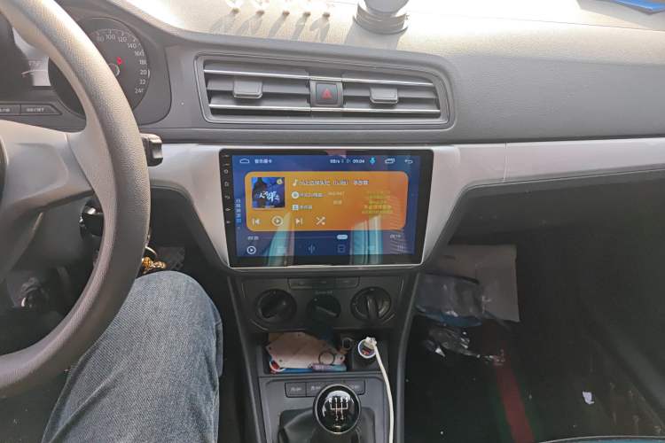 Used Volkswagen Lavida 2019 Lavida Start 1.5L Manual Fashion Edition China VI Standard Audio And AC Panel