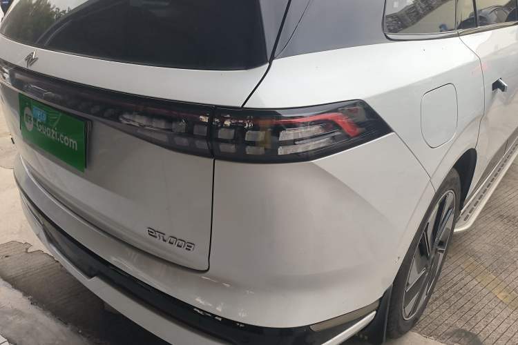 Used Dongfeng eπ eπ008 2024 636Max All-Electric Version 6 Seats Exterior 3