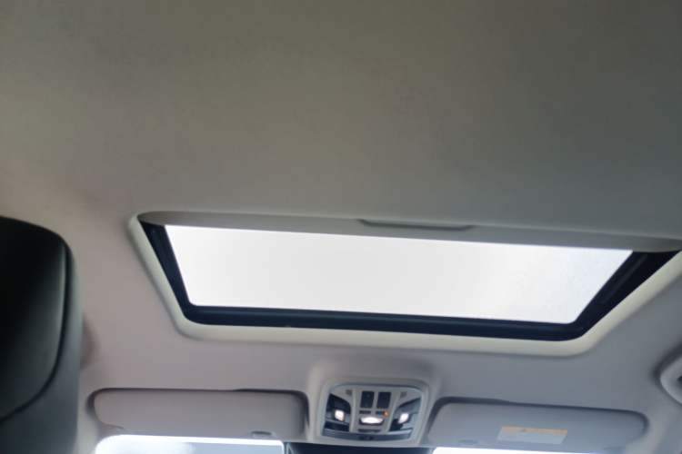 Used Haval F7x 2021 1.5T Two-Wheel Drive Smart & Trendy Edition Headliner