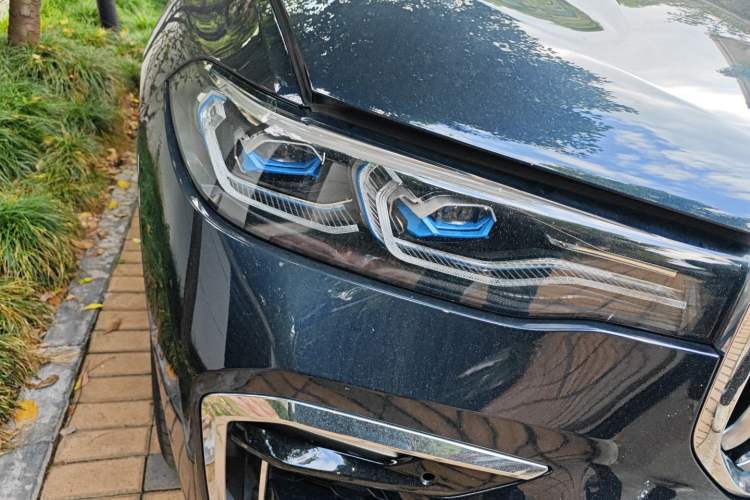 Used BMW X7 2019 xDrive40i Luxury M Sport Package Right Front Headlight