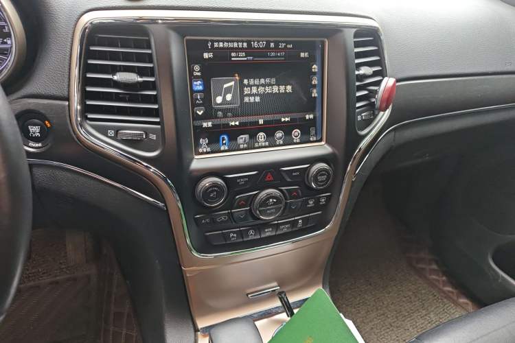 Used Jeep Grand Cherokee 2016 3.0L Comfort Navigation Edition
