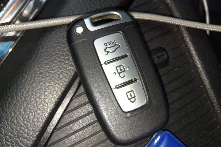 Used Kia K5 2012 2.0L Automatic DLX
