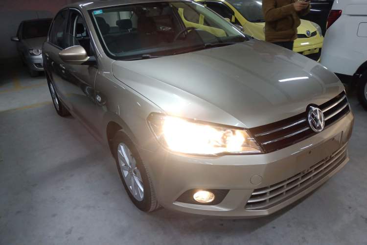 Used Volkswagen Jetta 2015 Zhuihui Edition 1.6L Manual Comfort Model

