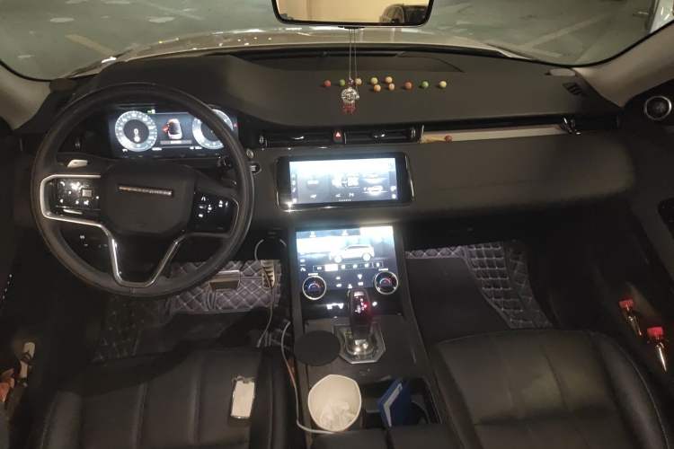 Used Land Rover Range Evoque 2023 Aurora L 249 PS Luxury Edition
