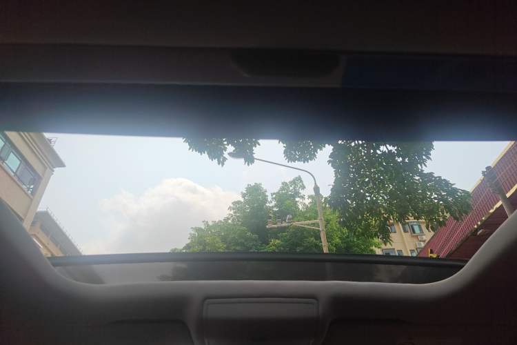 Used Volkswagen Lamando 2017 230TSI DSG Fashion Edition Headliner