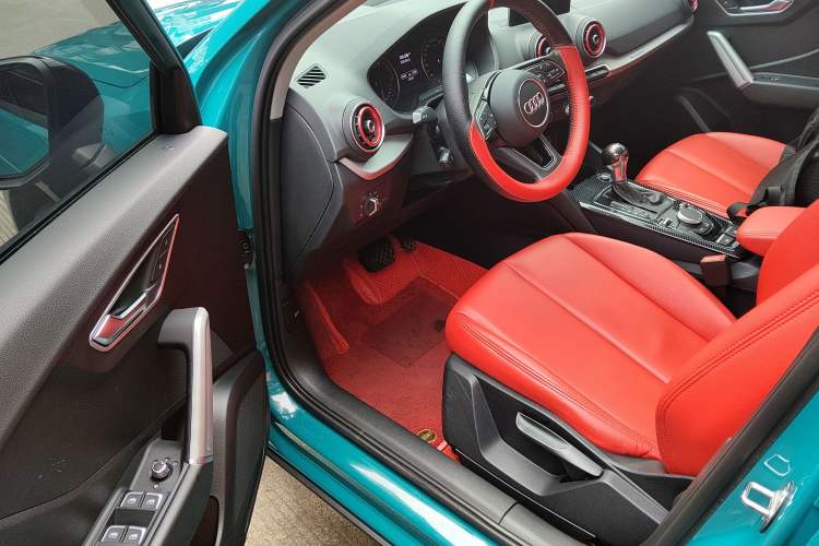 Used Audi Q2L 2020 35 TFSI Ambition Dynamic Edition Driver Seat