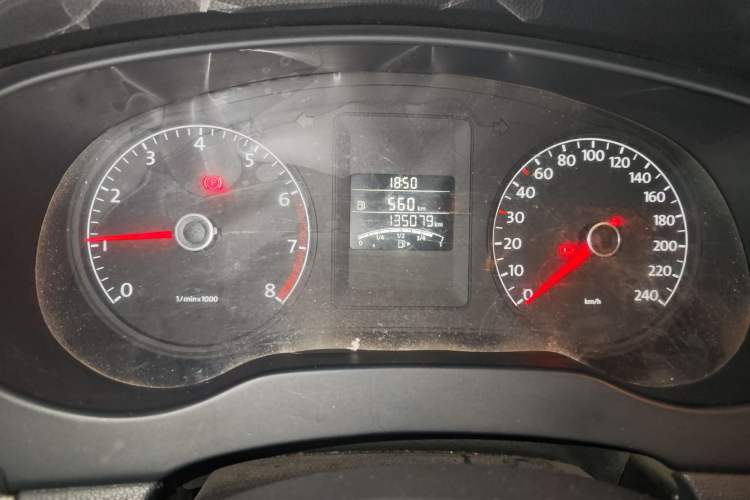 Used Volkswagen Sagitar 2012 1.6L Manual Comfort Model Instrument Cluster