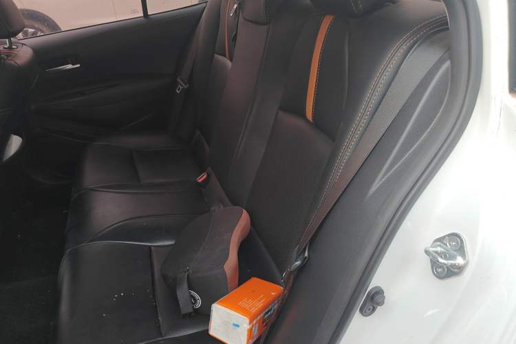 Used Toyota Corolla 2021 Dual-Engine 1.8L E-CVT Pioneer Edition
