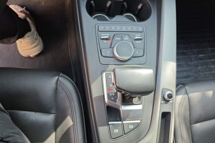 Used Audi A4L 2018 30th Anniversary Edition 40 TFSI Trendy Model