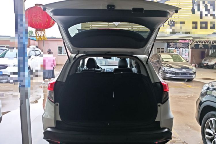 Used Honda Vezel 2020 1.5L CVT Pioneer Edition