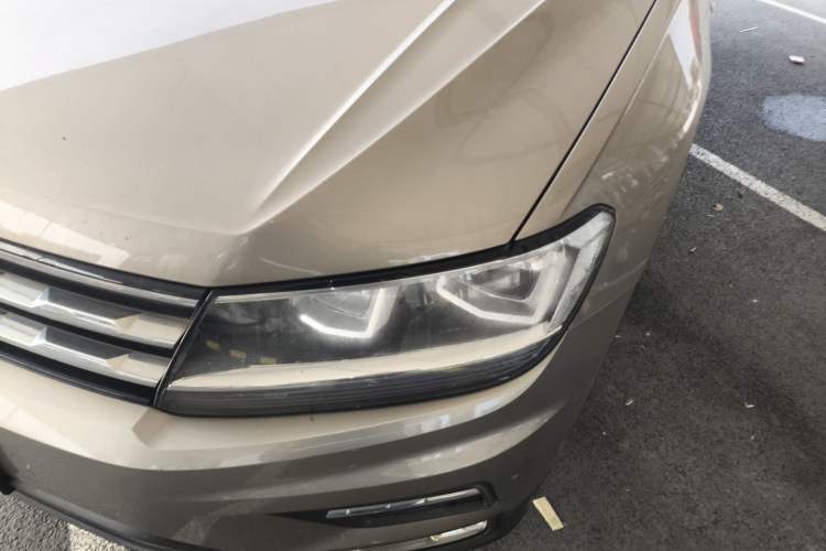 Used Volkswagen Tiguan L 2020 330TSI Automatic Two-Wheel Drive Smart Luxury Edition China VI Standard Left Front Headlight
