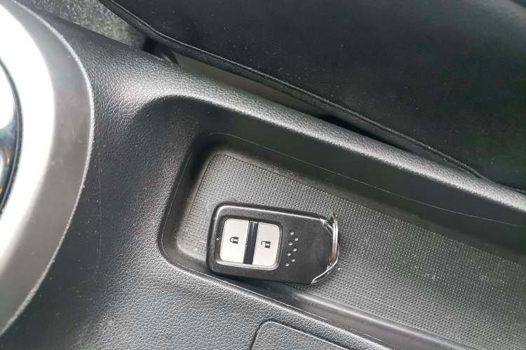 Used Honda Fit 2014 1.5L EX CVT Elite Model
