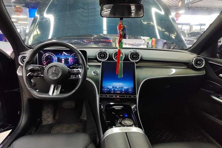 Used Mercedes-Benz C-Class 2022 Restyled C 260 L Sport Edition Center Console