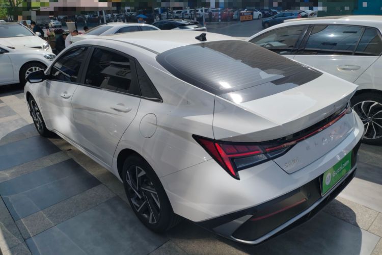 Used Hyundai Elantra 2023 1.5L CVT LUX Prestige Edition