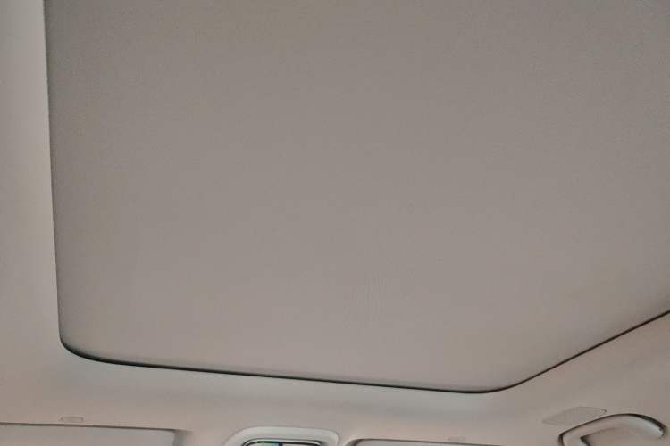 Used Deepal G318 2024 Four-Wheel-Drive Air Suspension Model
