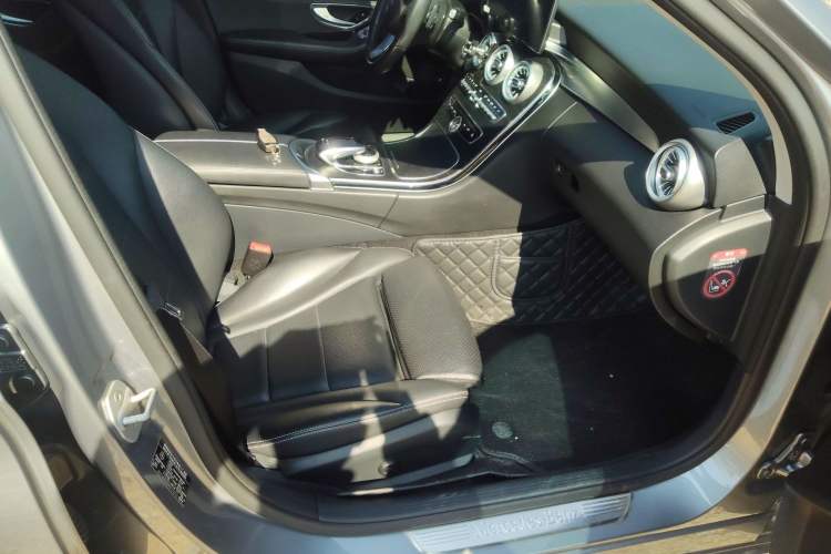 Used Mercedes-Benz C-Class (Import) 2015 C 200 station wagon
