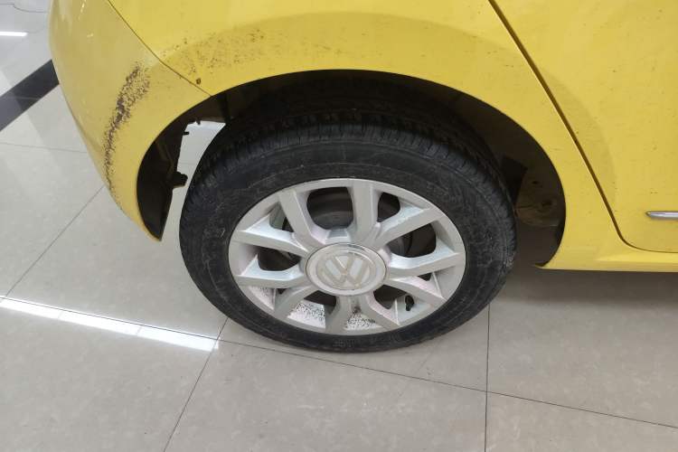 Used Volkswagen up! 2015 1.0L go high!
