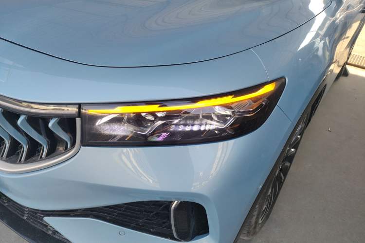 Used VOYAH FREE 2021 Four-Wheel Drive Extended-Range First Edition Commemorative Edition Exclusive Luxury Package
