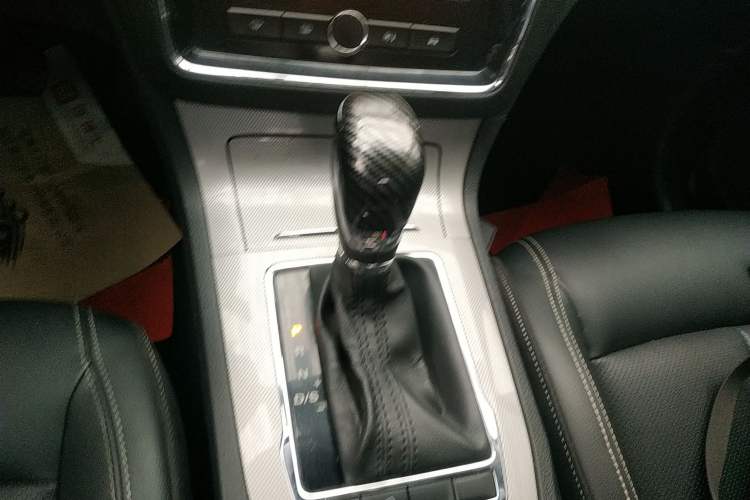 Used Roewe RX5 2020 20T Automatic 4G Connect Superior Flagship Edition