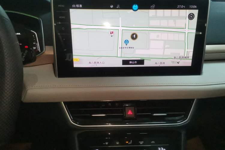 Used Volkswagen Tharu 2023 300TSI Two-Wheel-Drive Full Moon Edition Audio And AC Panel