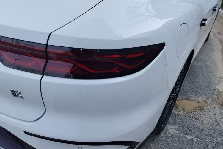 Used BYD Han 2022 DM-i 121KM Prestige Model
