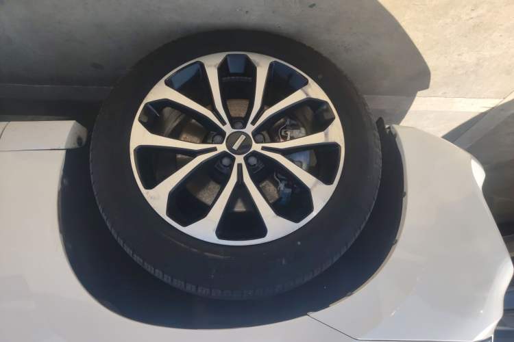 Used Wey VV7 2017 2.0T Ultra-Luxury Version Exterior 4