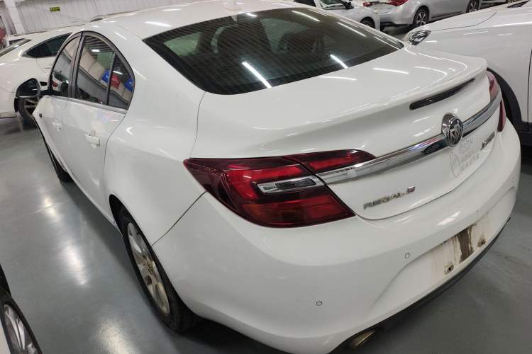 Used Buick Regal 2014 1.6T Fashionable Tech Edition Rear Left 45 Deg