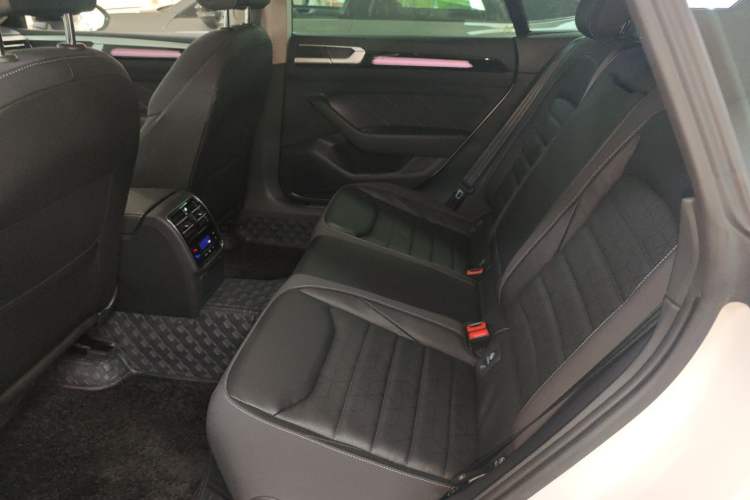 Used Volkswagen FAW-Volkswagen CC 2024 380TSI Striking All-Encompassing Edition