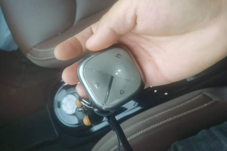 Used Wuling Bingo 2023 333 km Lingxi Connected+ Version