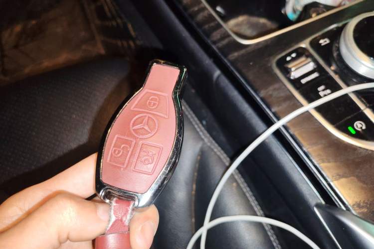 Used Mercedes-Benz C-Class 2018 C 200 L Sport Edition Vehicle Key