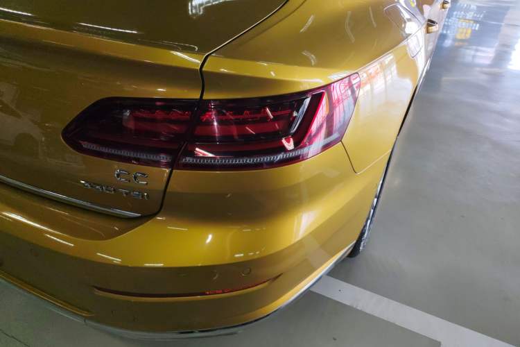 Used Volkswagen FAW-Volkswagen CC 2019 330TSI Glamour Edition China VI Exterior 3