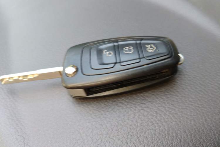 Used Ford Focus 2012 Sedan 1.6L Automatic Fashion Edition