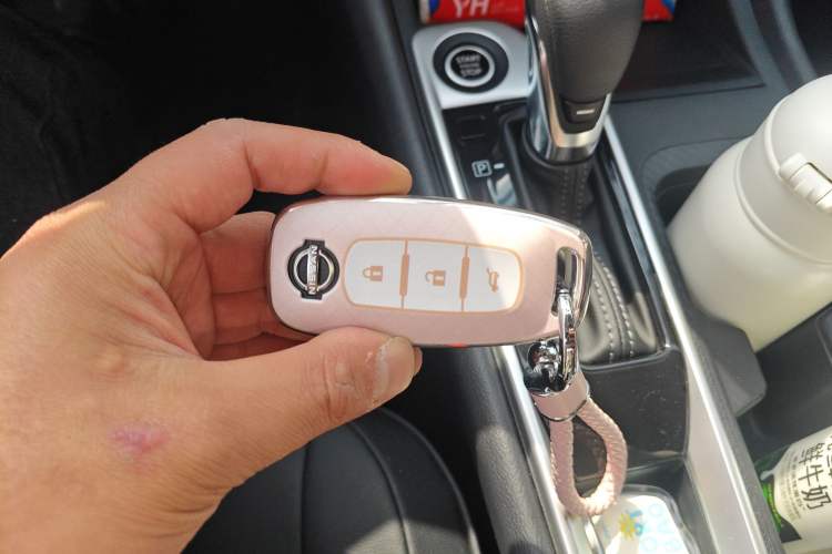 Used Nissan Sylphy 2026 Model 1.6L CVT Worry-Free Edition Vehicle Key