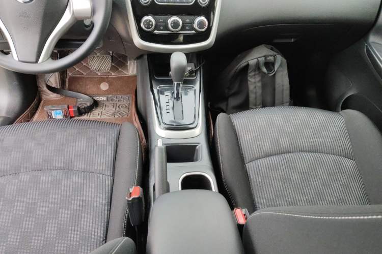 Used Nissan Tiida 2020 1.6L CVT Cool Edition
