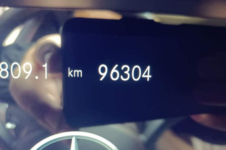 Used Mercedes-Benz E-Class 2021 E 300 L Luxury Model Odometer Close Up