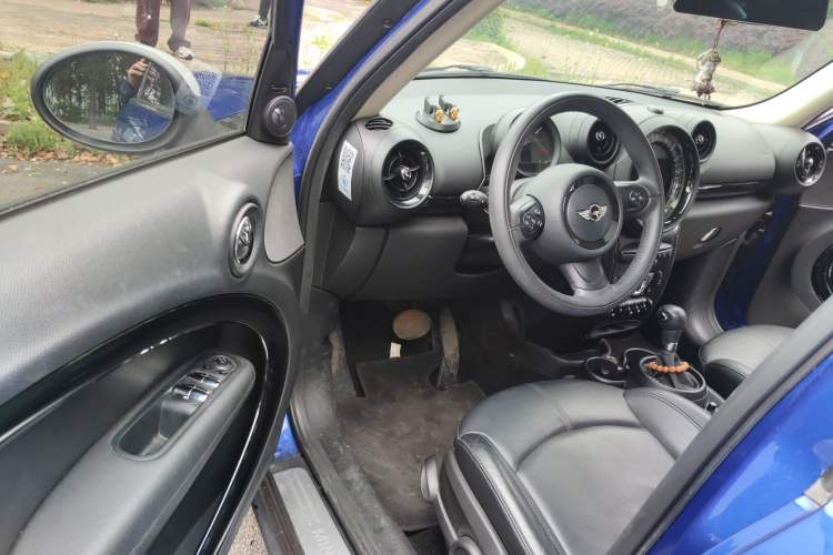 Used MINI Countryman 2014 1.6L COOPER Excitement Driver Seat